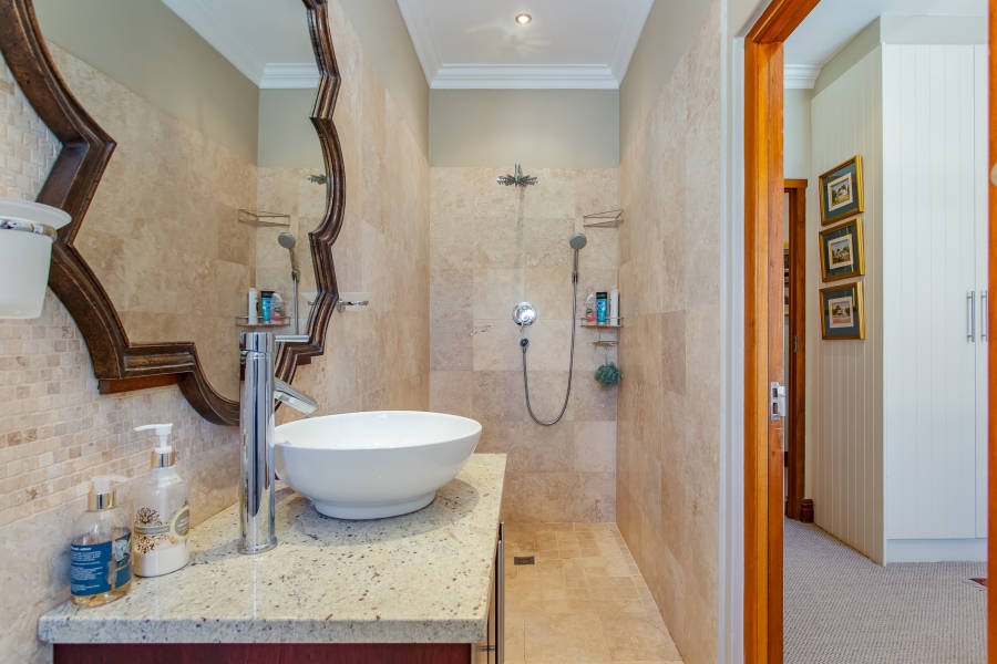 4 Bedroom Property for Sale in Franschhoek Western Cape